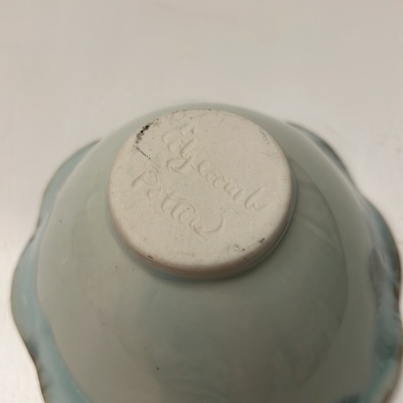 Edgecomb Potters of Maine Saltmeadow Glaze Ruffled Bowl - Picture 5 of 6